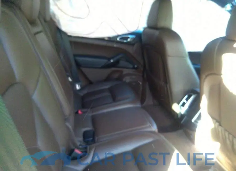 WP1AE2A23GLA62033# 8