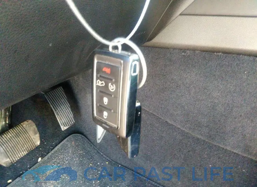 1C4SJVBTXNS200941# 11