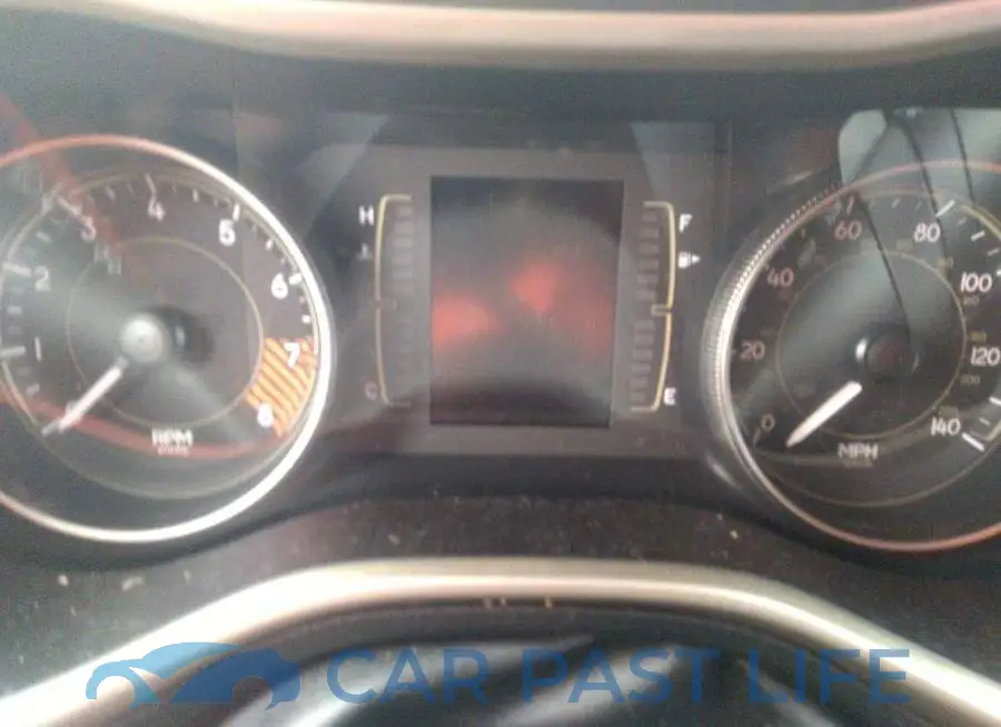 1C4PJMCS9EW125406# 7