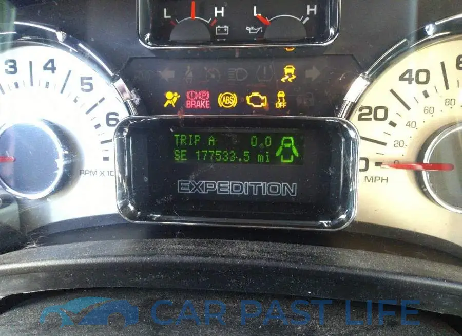1FMJU2A59CEF68300# 7