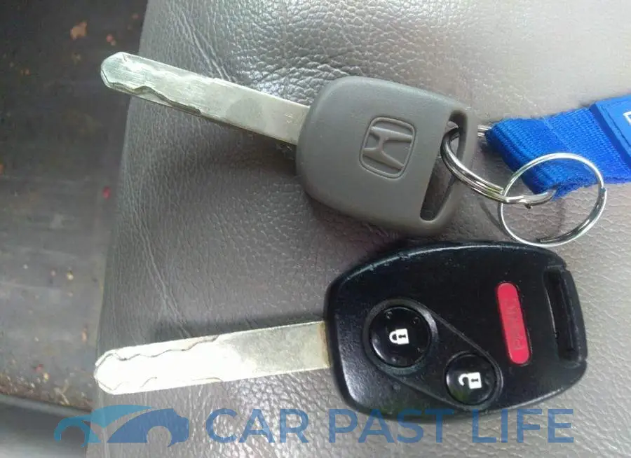 5J6RM4H72CL059990# 11