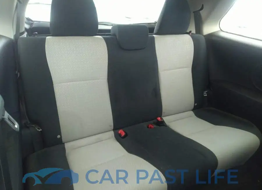 JTDJTUD31CD503590# 8