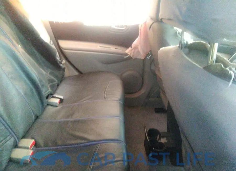 JN8AS5MTXCW275705# 8
