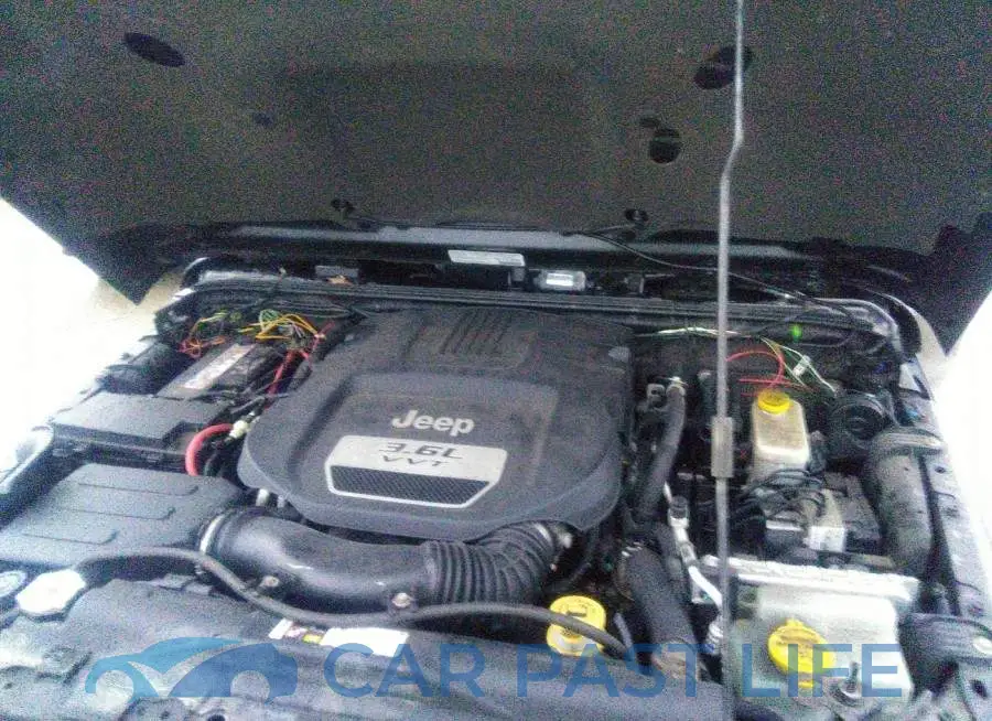 1C4BJWEG5DL601925# 10
