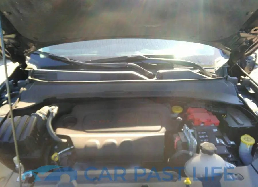 3C4NJDCB3LT196871# 10