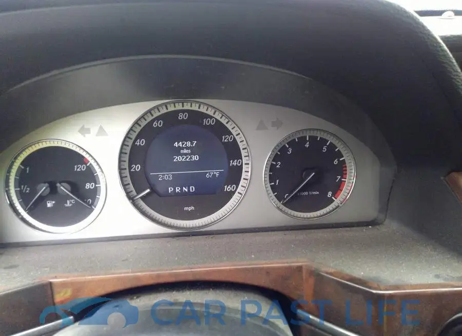 WDCGG8HB2CF834426# 7