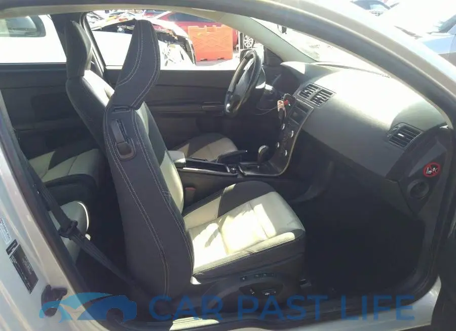 YV1672MK3C2286930# 5