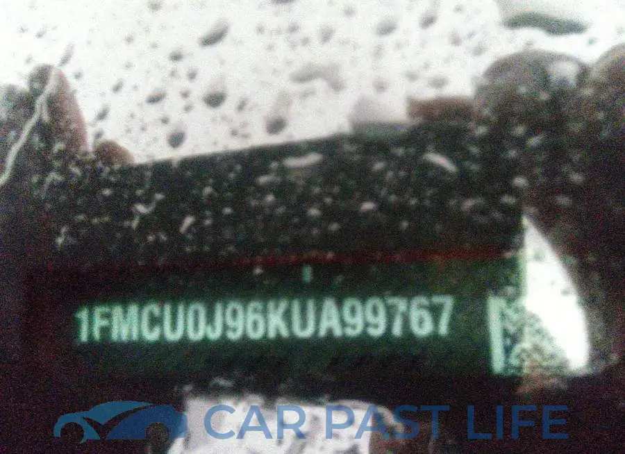 1FMCU0J96KUA99767# 9