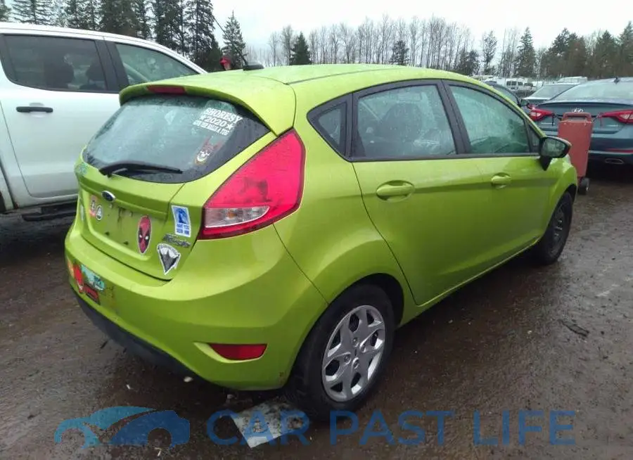 3FADP4EJ8CM219219# 4