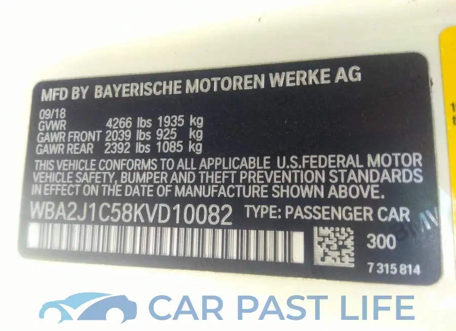 WBA2J1C58KVD10082# 9