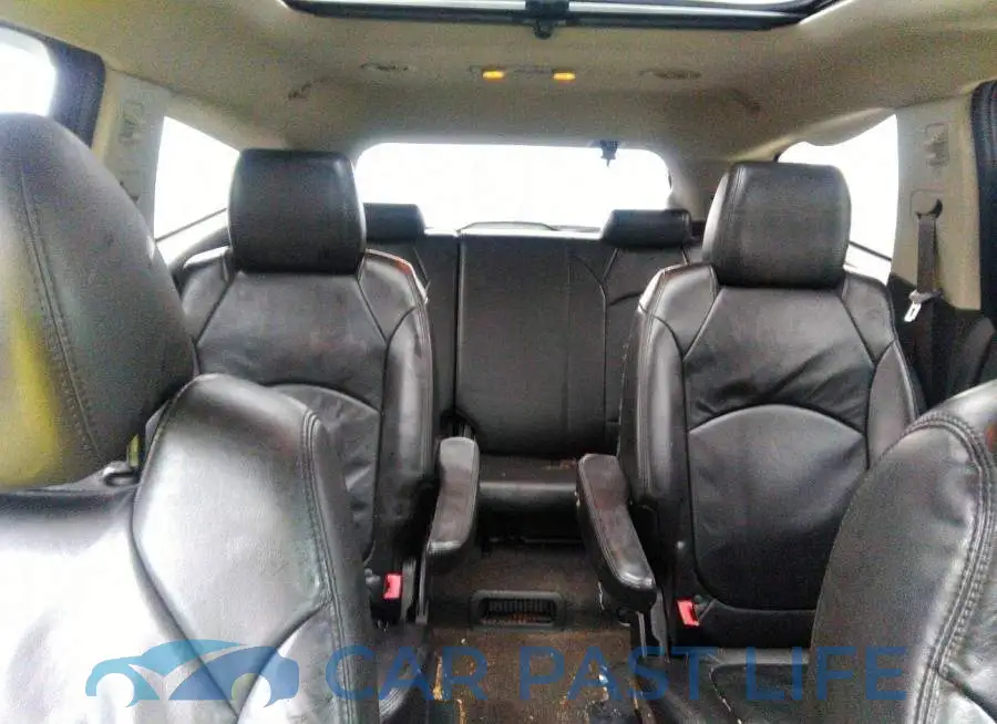 1GNKVJED7CJ184709# 8