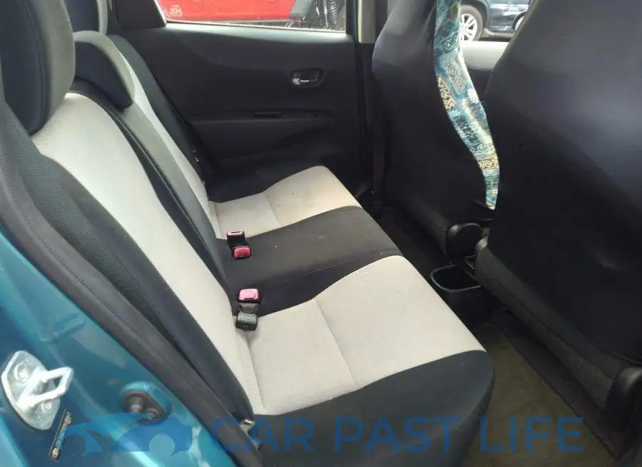 JTDKTUD30CD508963# 8