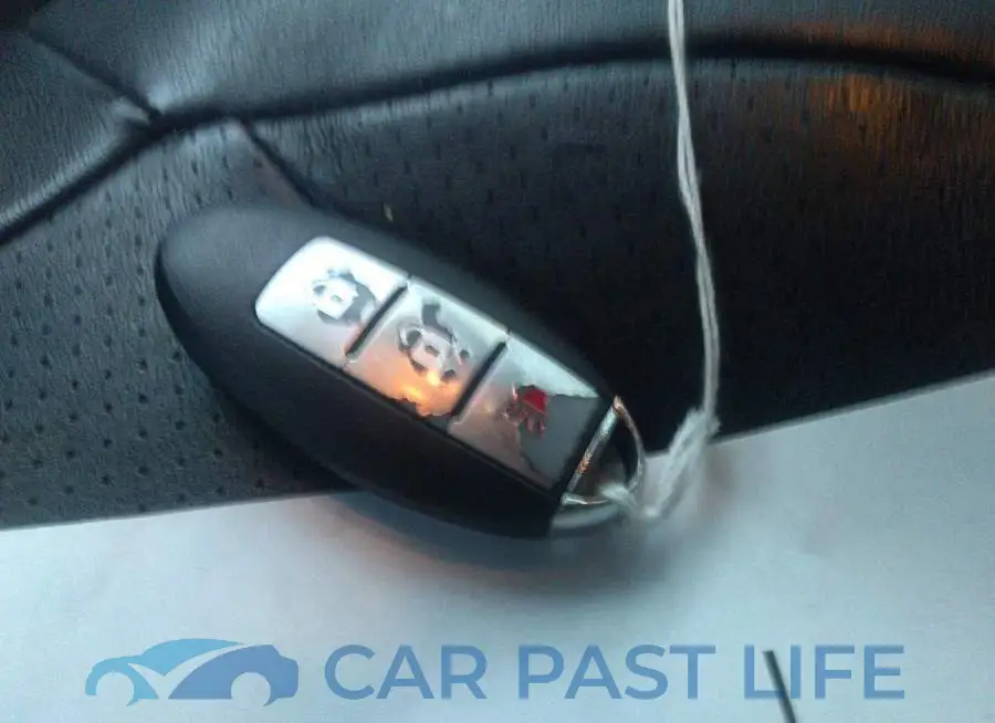 JN8AS5MT4CW276929# 11
