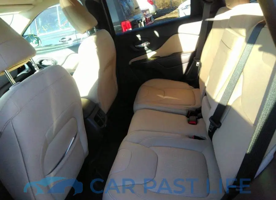 1C4PJLCSXGW107753# 8