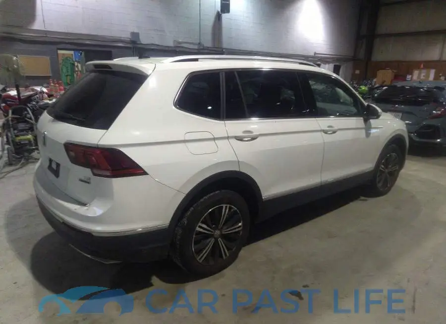 3VV2B7AX2JM209523# 4