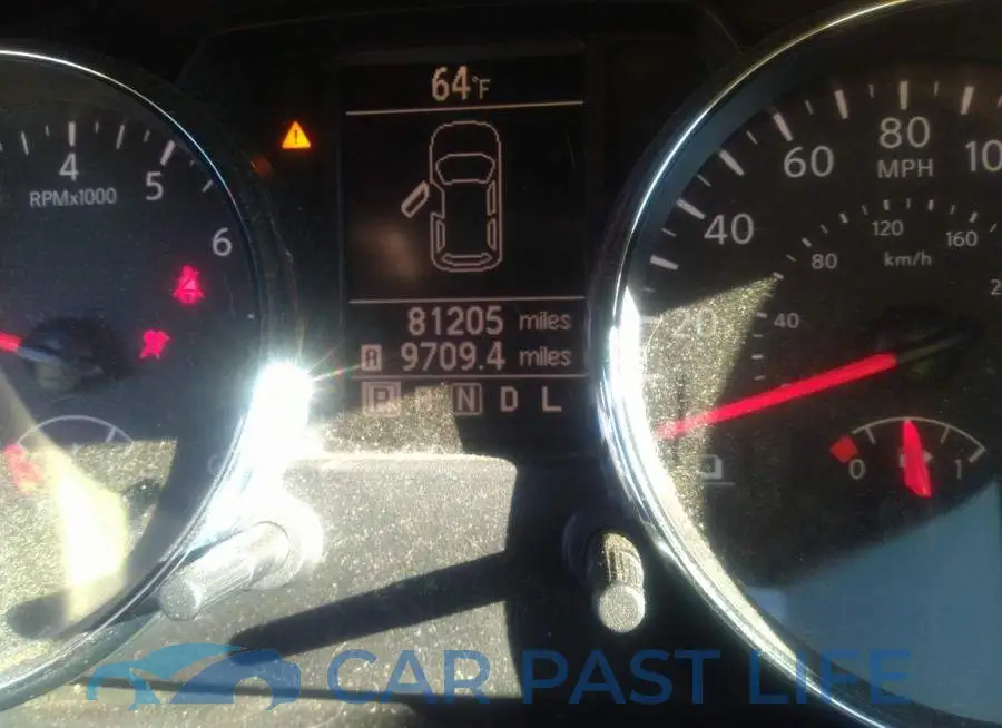JN8AS5MT4EW615577# 7