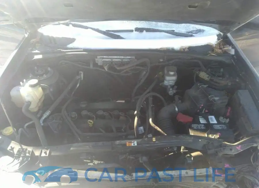 1FMCU9E75CKC47515# 10