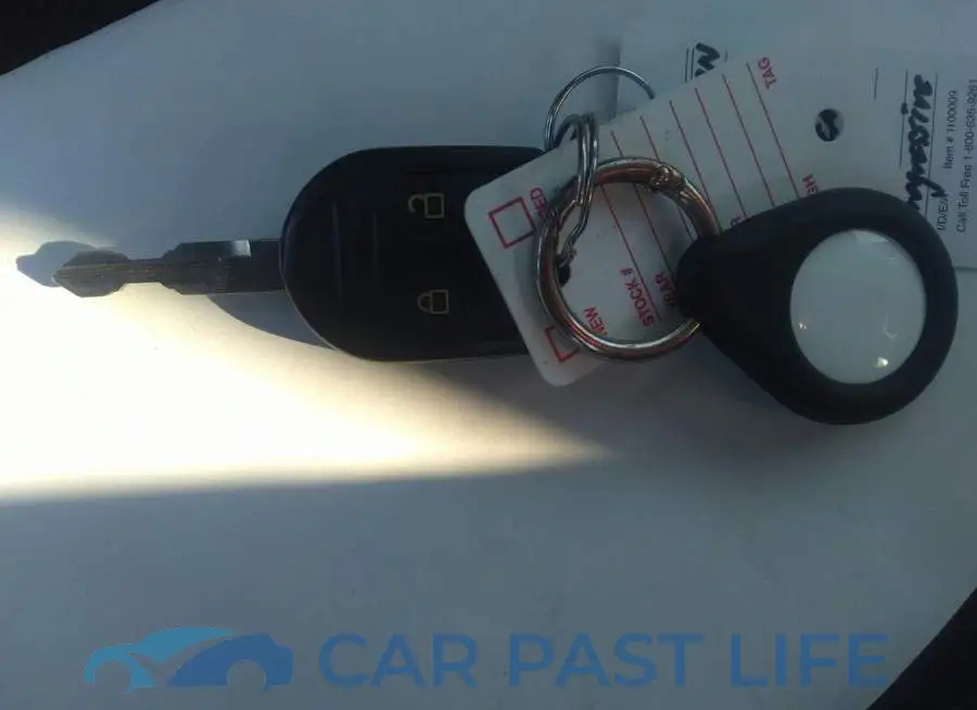 1FMCU9E75CKC47515# 11