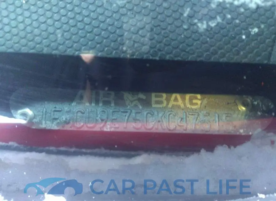 1FMCU9E75CKC47515# 9