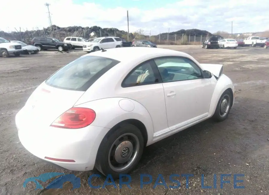 3VWJP7AT5CM664648# 4