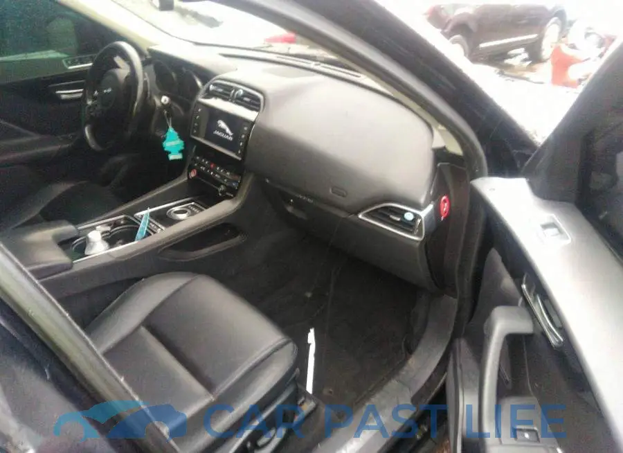 SADCJ2BV9HA882097# 5