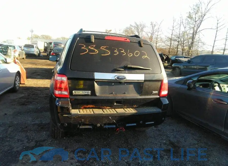 1FMCU9EG8CKC03217# 6