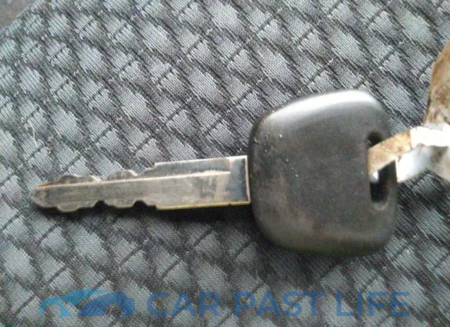 JS2YB5A37D6101421# 11