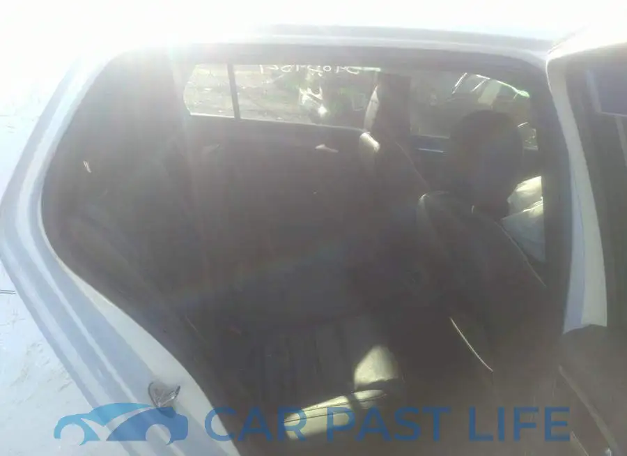 3VW5T7AU3KM010381# 8