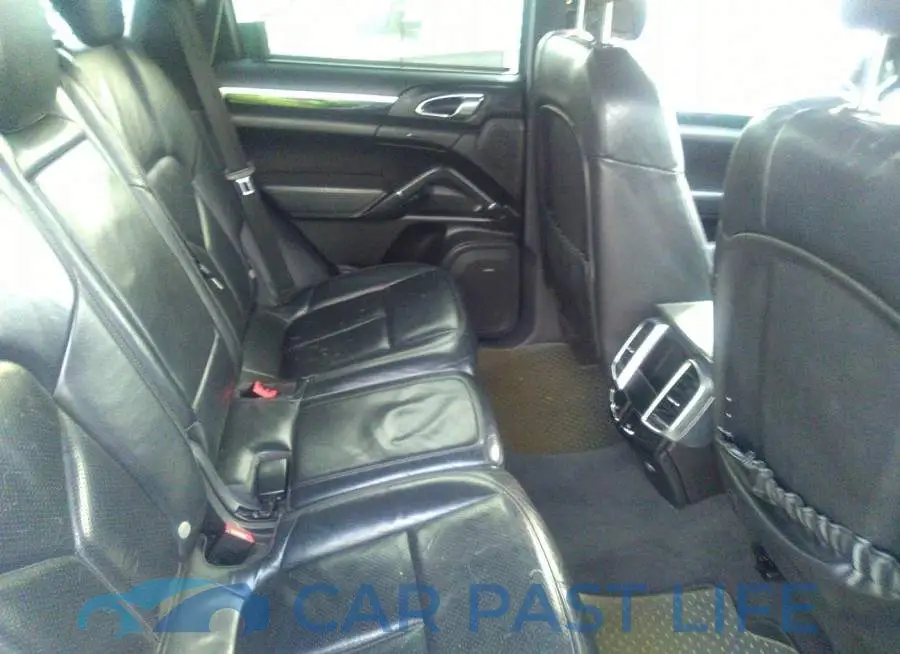WP1AA2A24ELA02710# 8