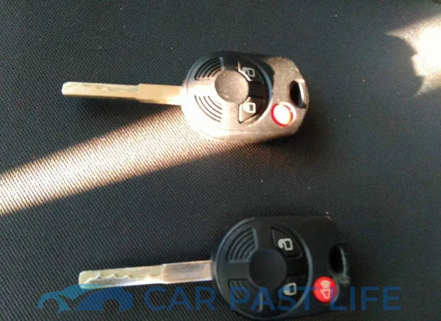 1FMCU0F73EUD42155# 11