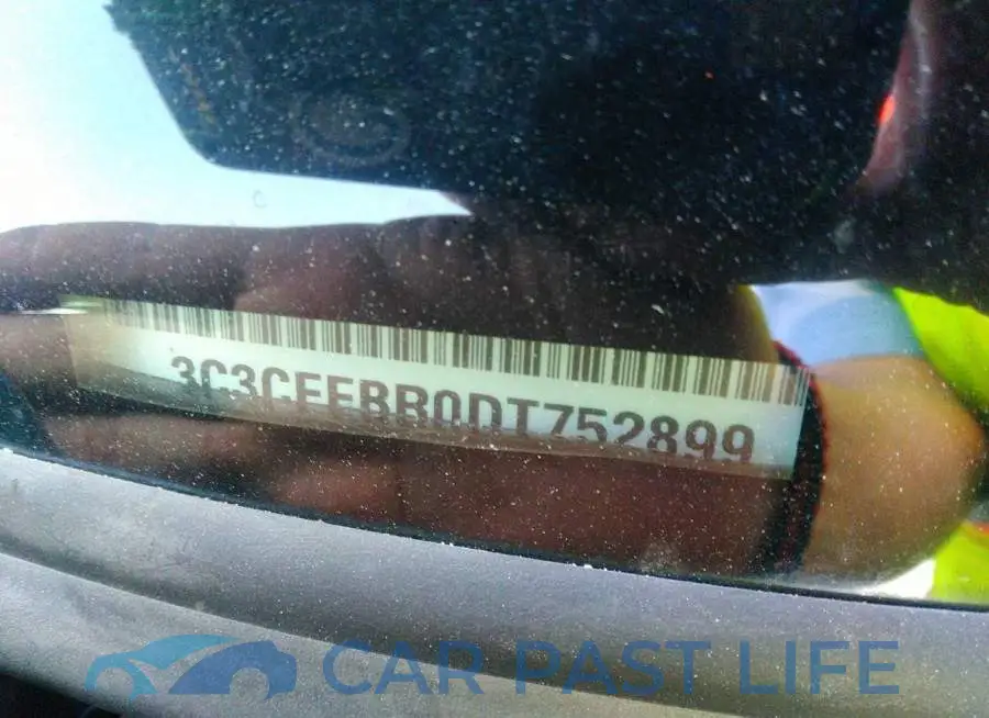 3C3CFFBR0DT752899# 9