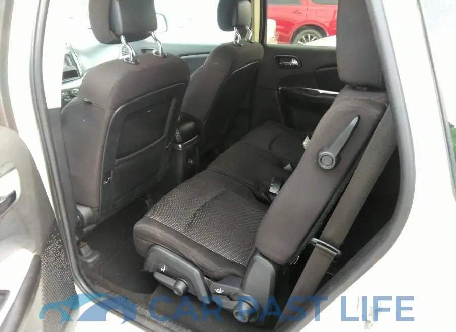 3C4PDCBG6GT165823# 8