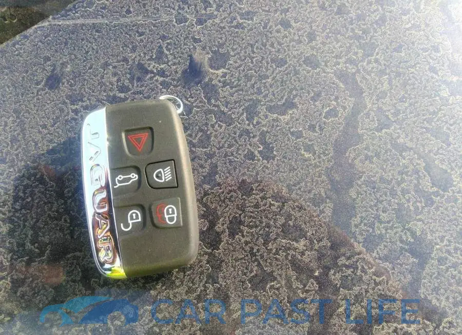 SADCJ2FX9KA355843# 11