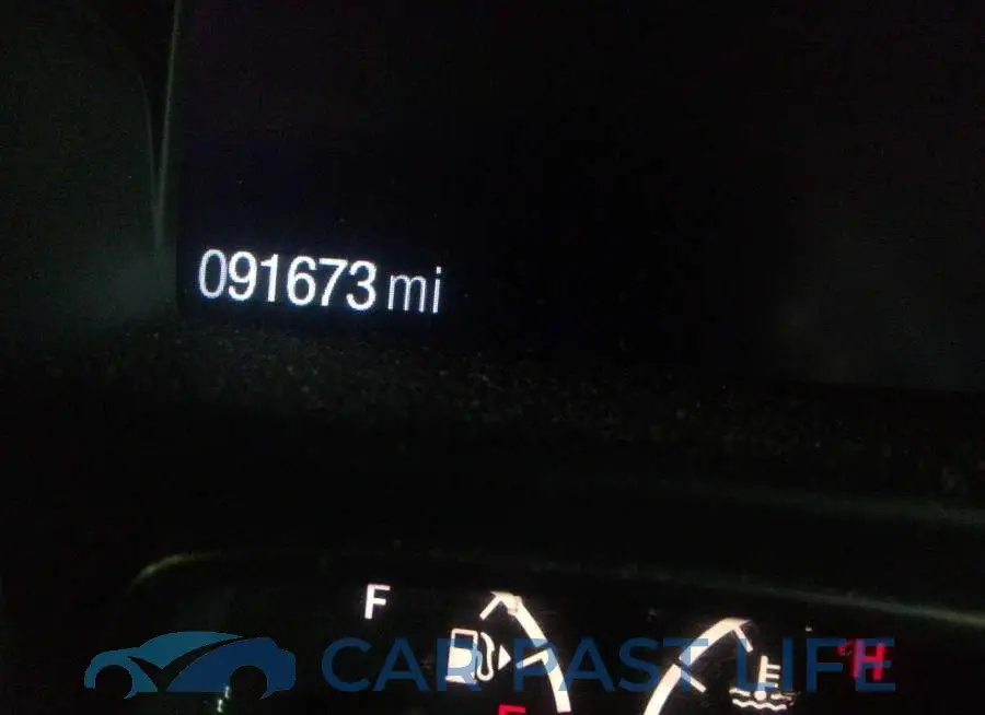1FMCU0GD5HUD94752# 7