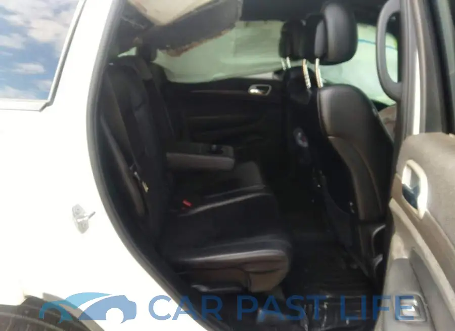1C4RJEAG1HC868029# 8