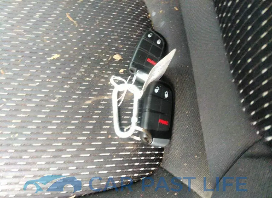 3C4PDCBG6GT123216# 11