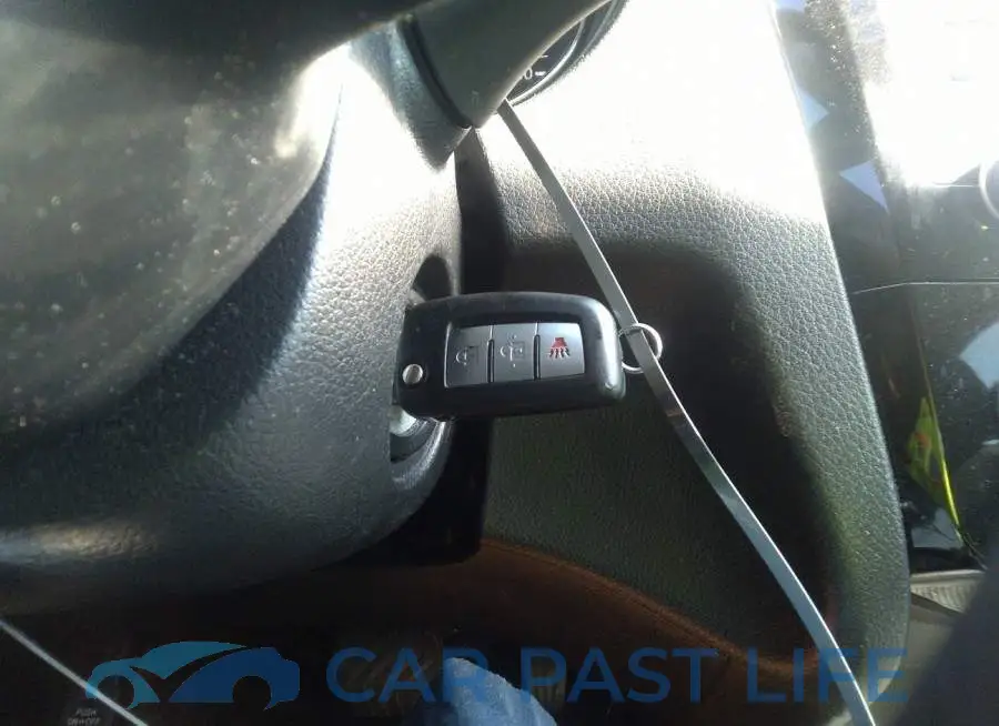 JN8AT2MT0HW388985# 11