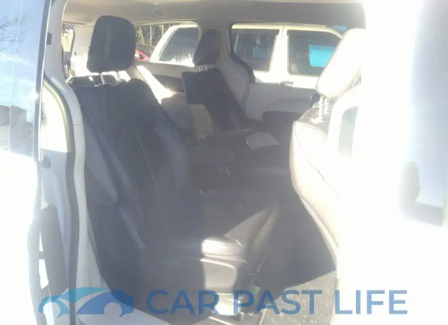 2C4RC1L77NR173900# 8