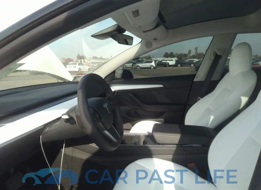 5YJ3E1EB0NF316148# 5