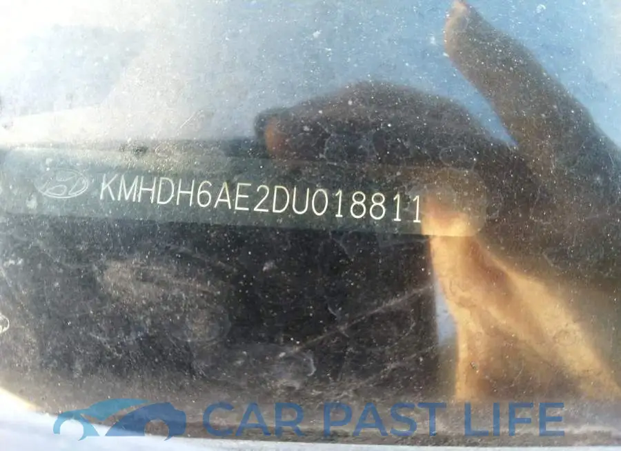 KMHDH6AE2DU018811# 9