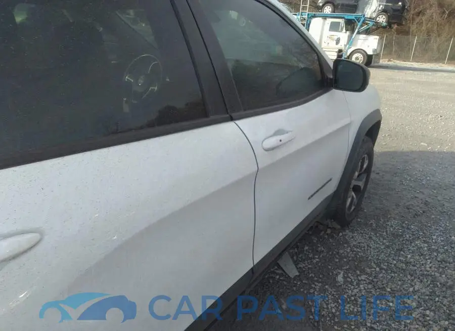 1C4PJMBS3EW142218# 6