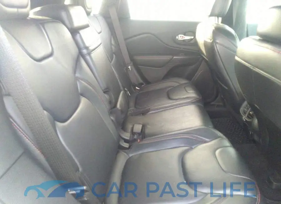 1C4PJMBS3EW142218# 8
