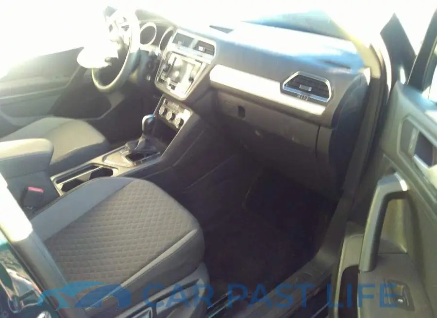 3VV1B7AX7KM117899# 5
