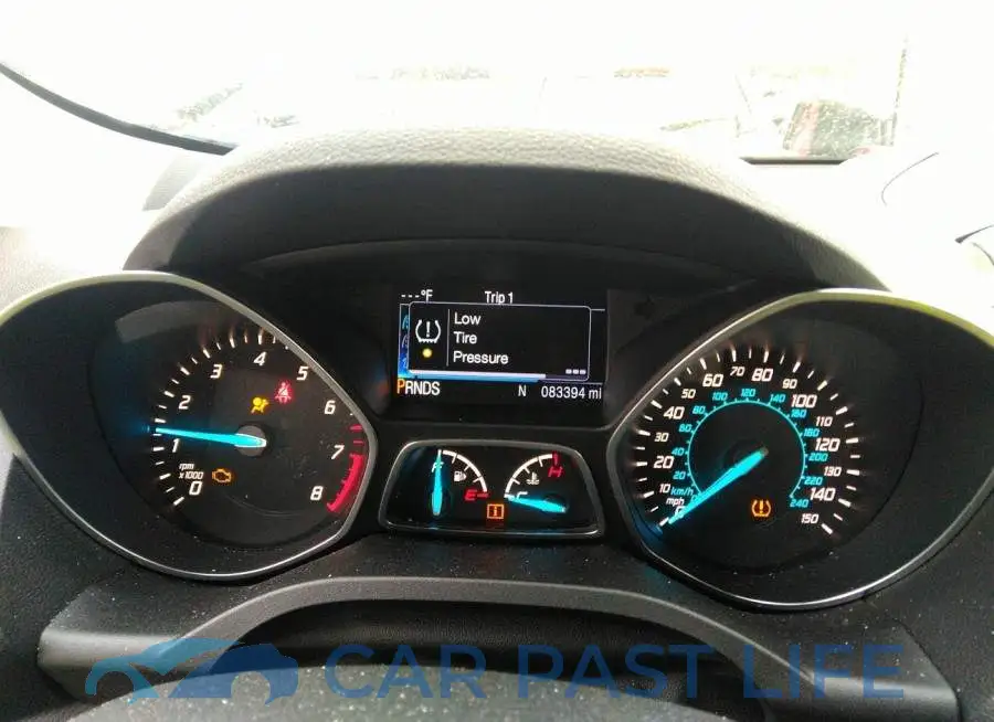 1FMCU0HX6DUC48895# 7