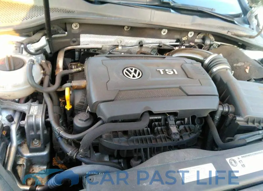 3VW547AUXHM002896# 10