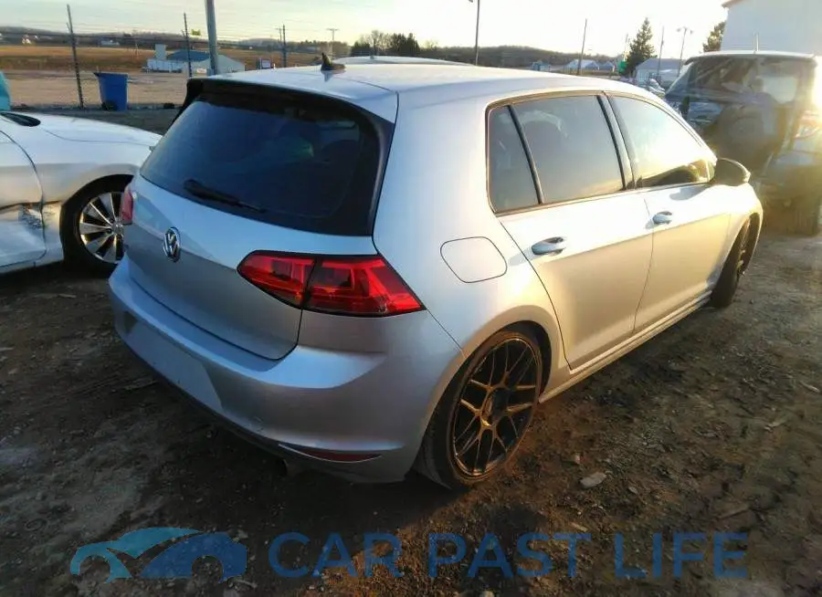 3VW547AUXHM002896# 4