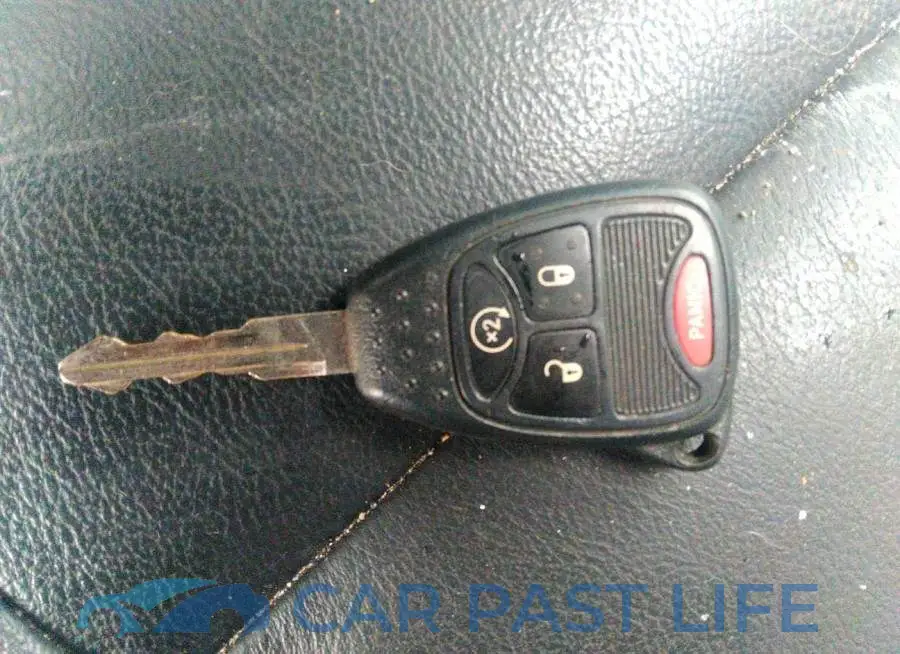 1C4NJRFB5HD196084# 11
