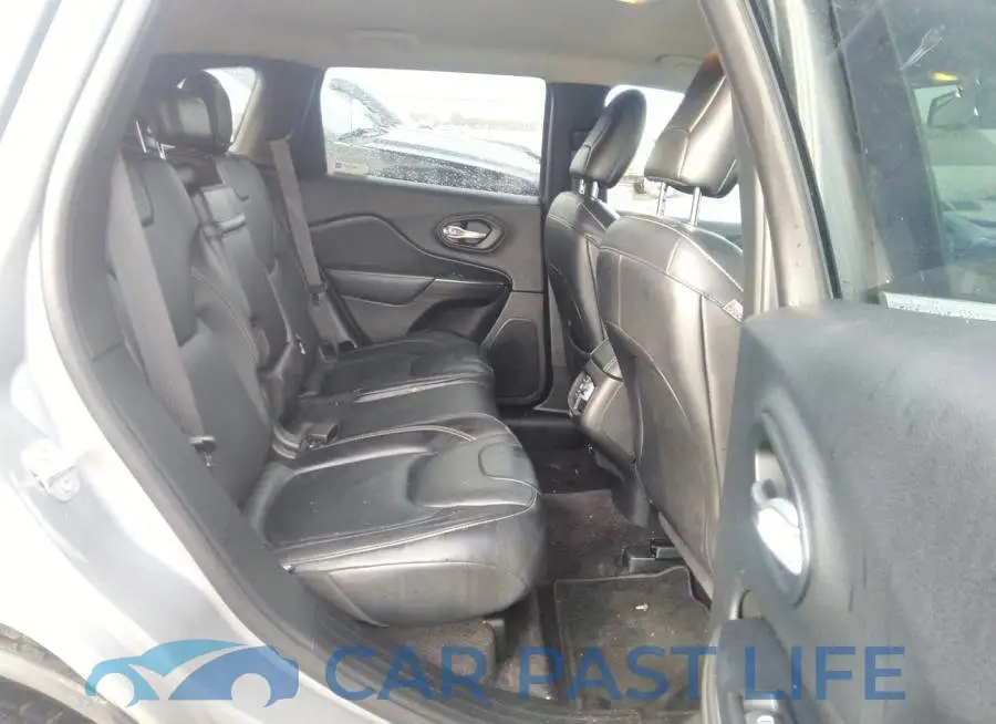 1C4PJMDBXGW285053# 8