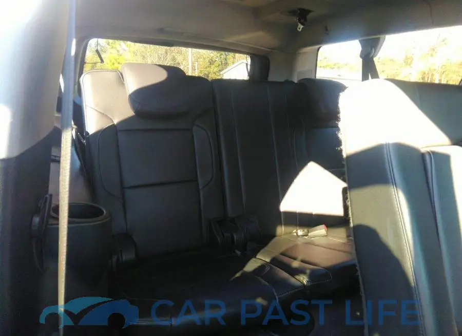 1GNSKJKC7FR164860# 8