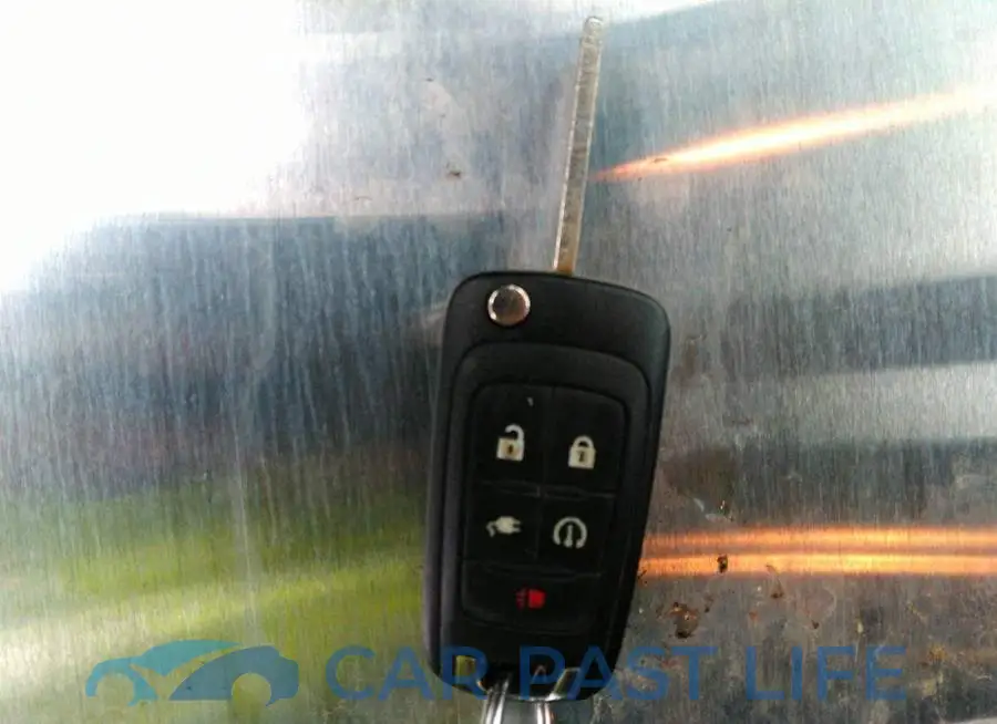 1G1RD6E46DU117003# 11